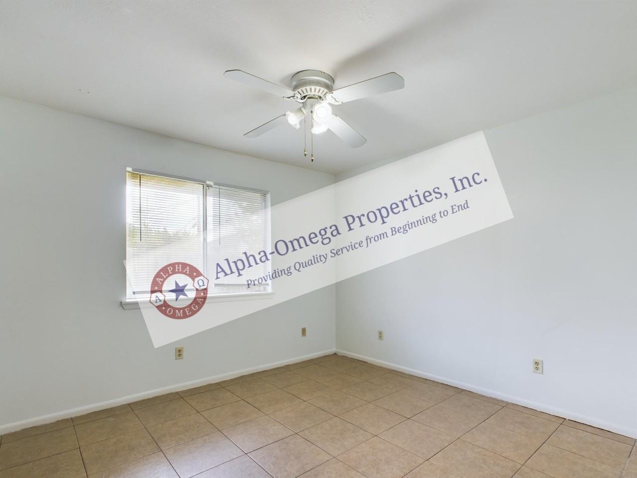 1601 George Bush Dr E #B - Photo 7 of 11