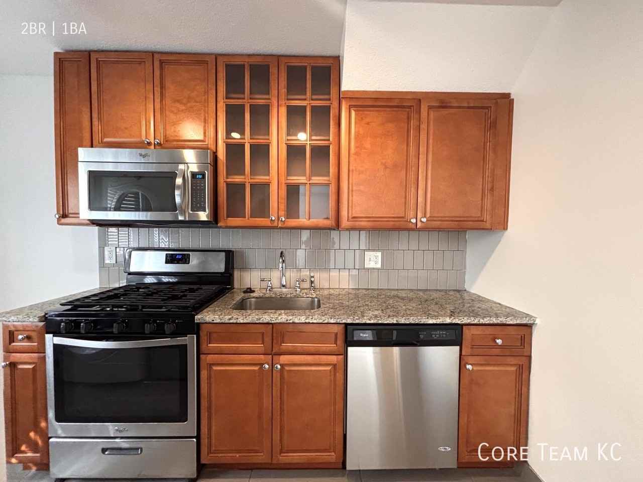 4419 Roanoke Pkwy Kansas City MO #4409-1E - Photo 5 of 11