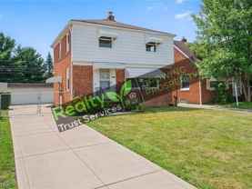 18300 Waterbury Ave - Photo 1 of 1