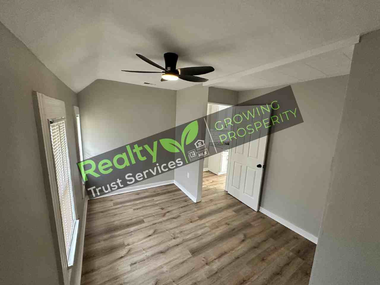 3193 W 50th St - Photo 7 of 22