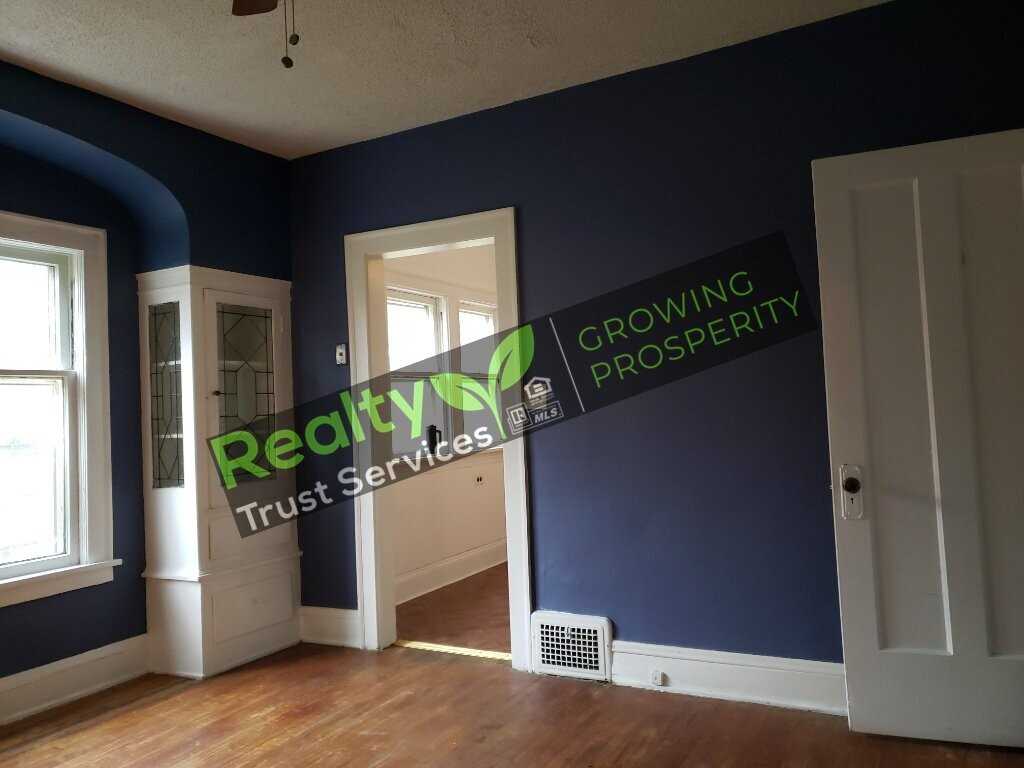 3659 Chelton Rd - Photo 5 of 32