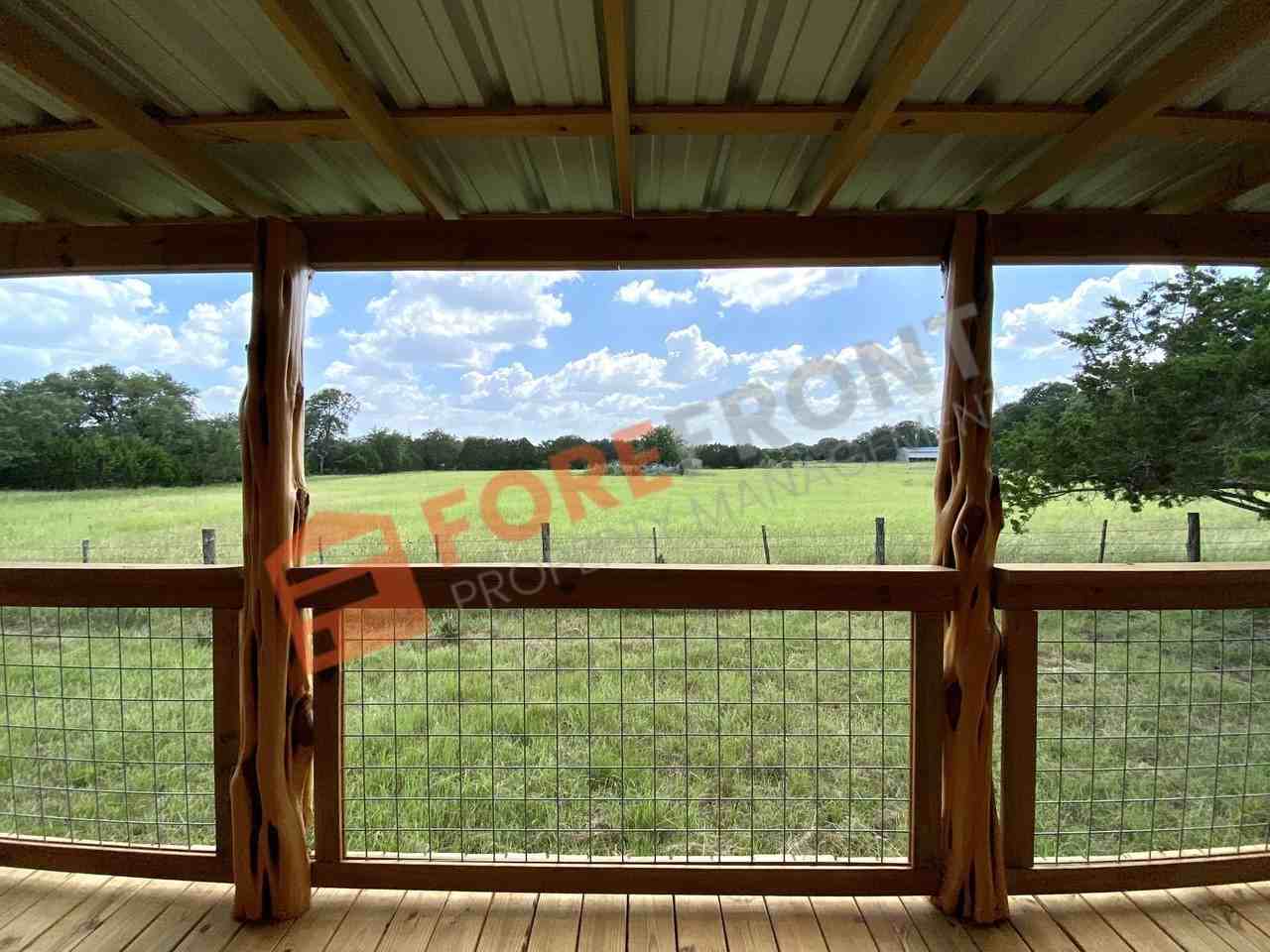 624 Deer Creek Dr #B - Photo 5 of 46