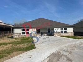 featured image of 1005 S Cherokee Ave