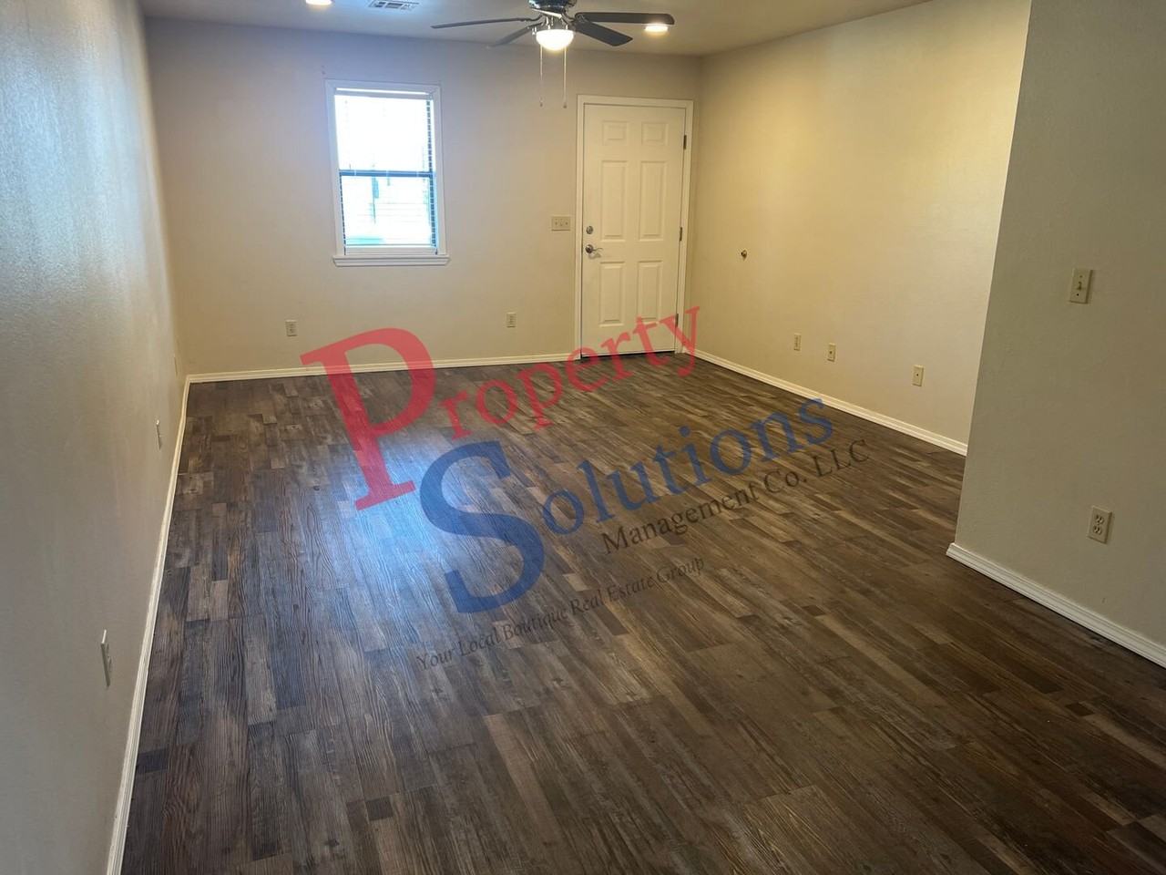 608 Rolling Hills Dr #B - Photo 3 of 13
