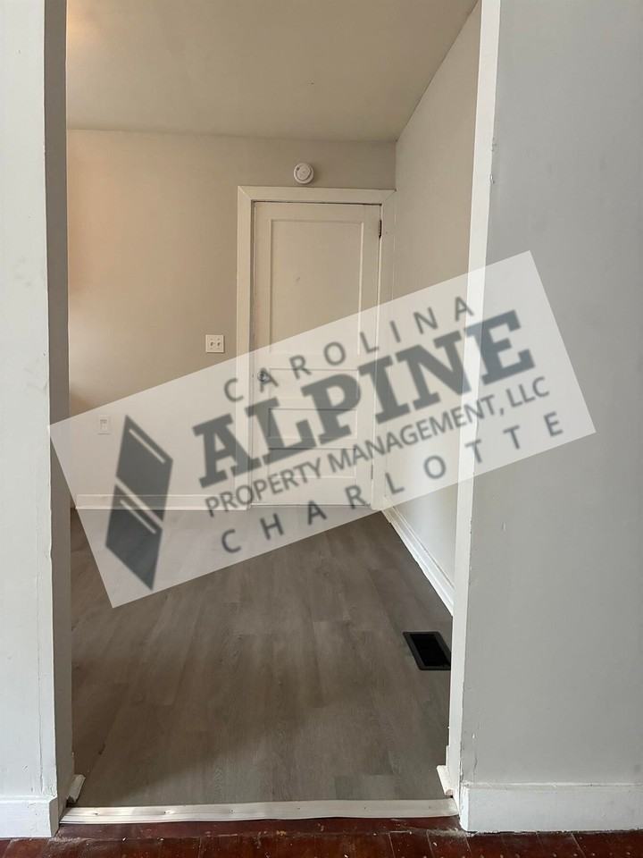109 Grant St - Photo 2 of 21