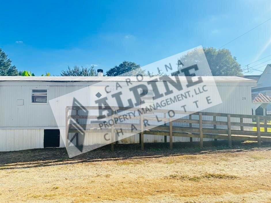 2807 Blacksburg Rd #B - Photo 3 of 23