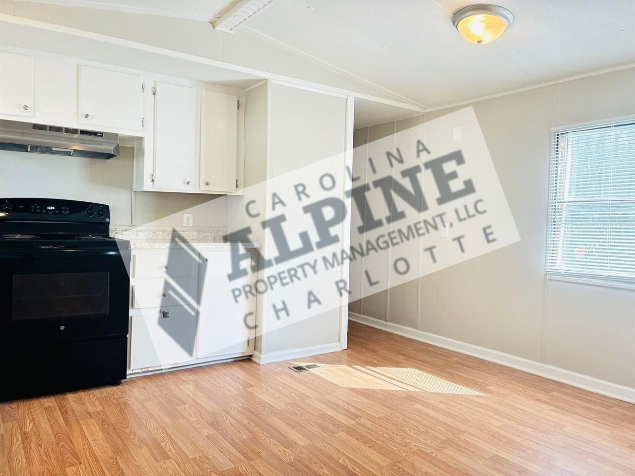 2807 Blacksburg Rd #B - Photo 4 of 23