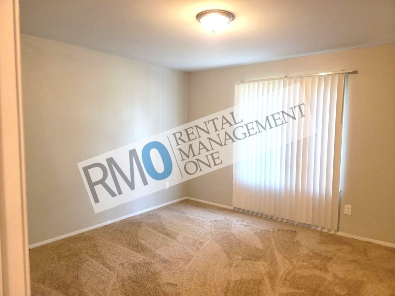 349 Spring St - Photo 5 of 26