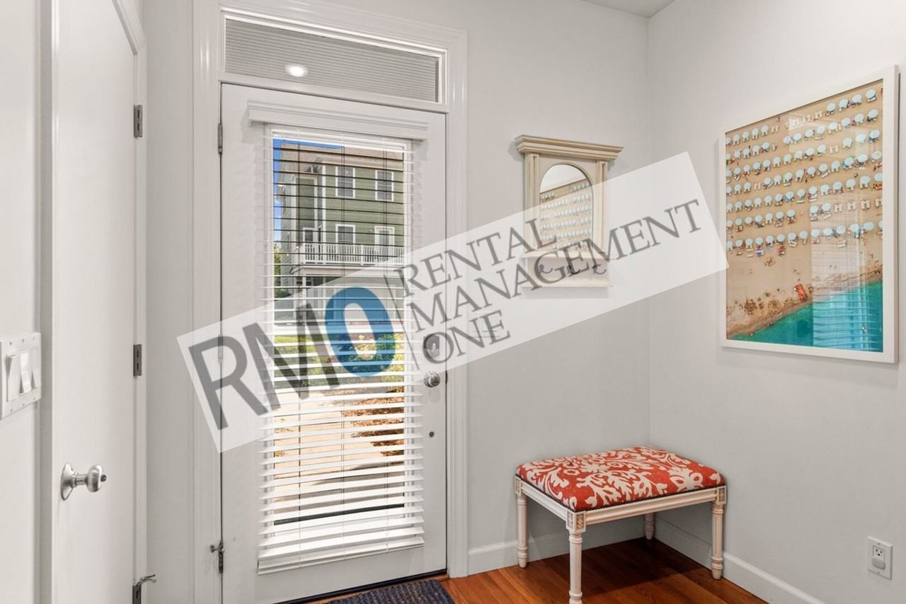 213 Midtown Dr - Photo 6 of 46