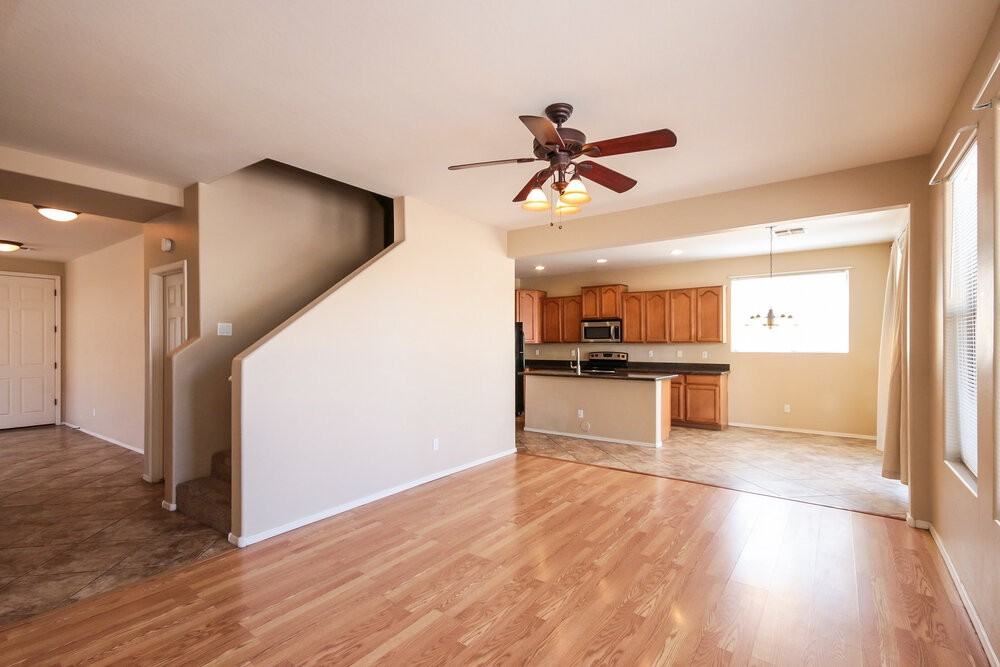 2065 W Fruit Tree Ln - Photo 4 of 17