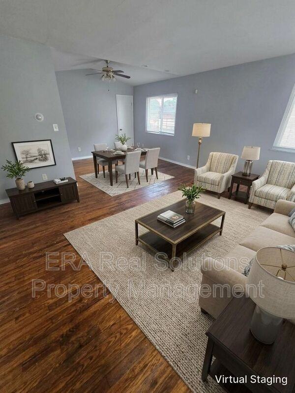 1494 Selkirk Rd - Photo 3 of 40