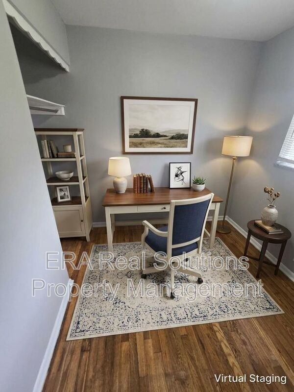 1494 Selkirk Rd - Photo 5 of 40