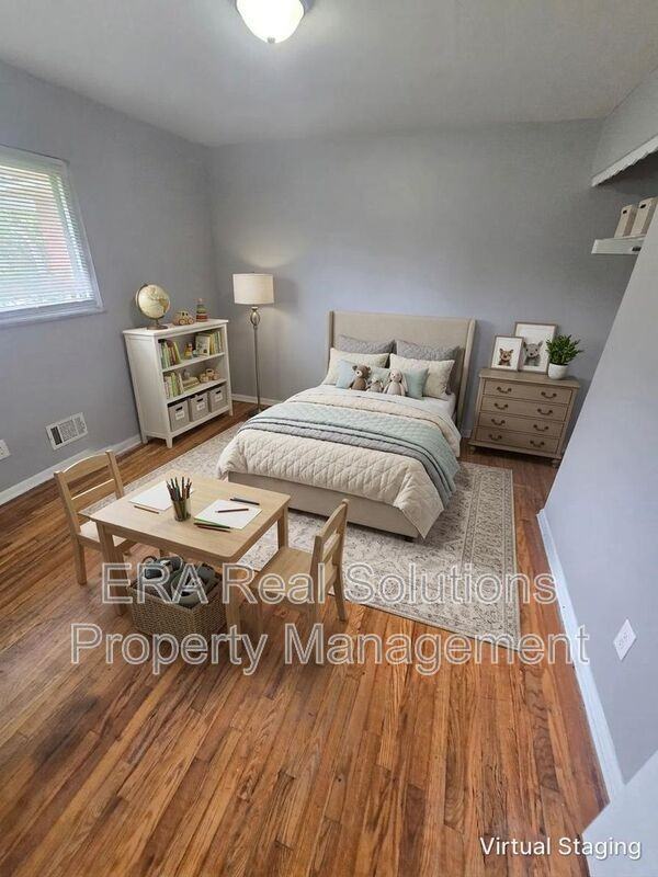 1494 Selkirk Rd - Photo 6 of 40