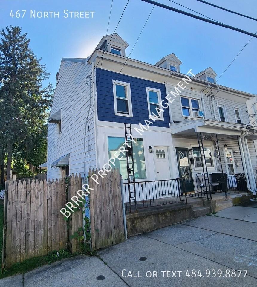 467 North St - Photo 2 of 31