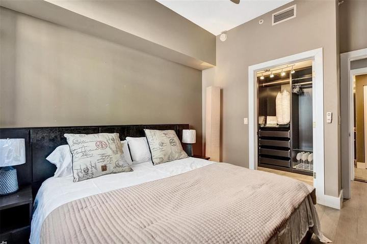 501 Evernia Street - Photo 5 of 8