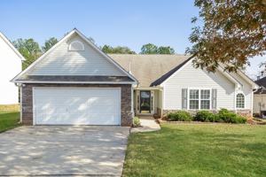 featured image of 5375 Yellow Pine Dr