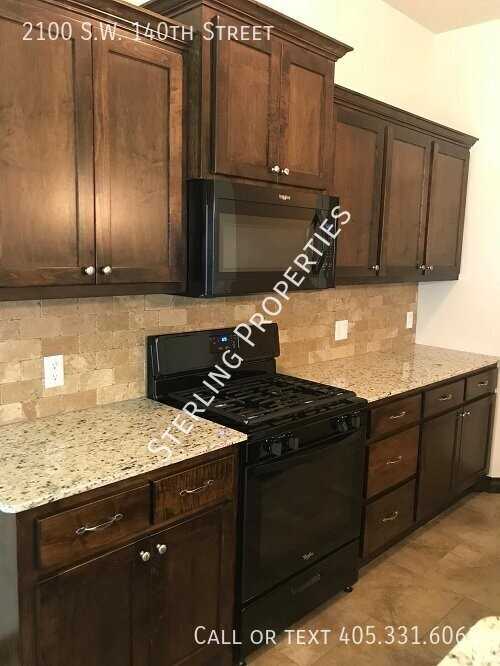 2100 Sw 140th St - Photo 7 of 22