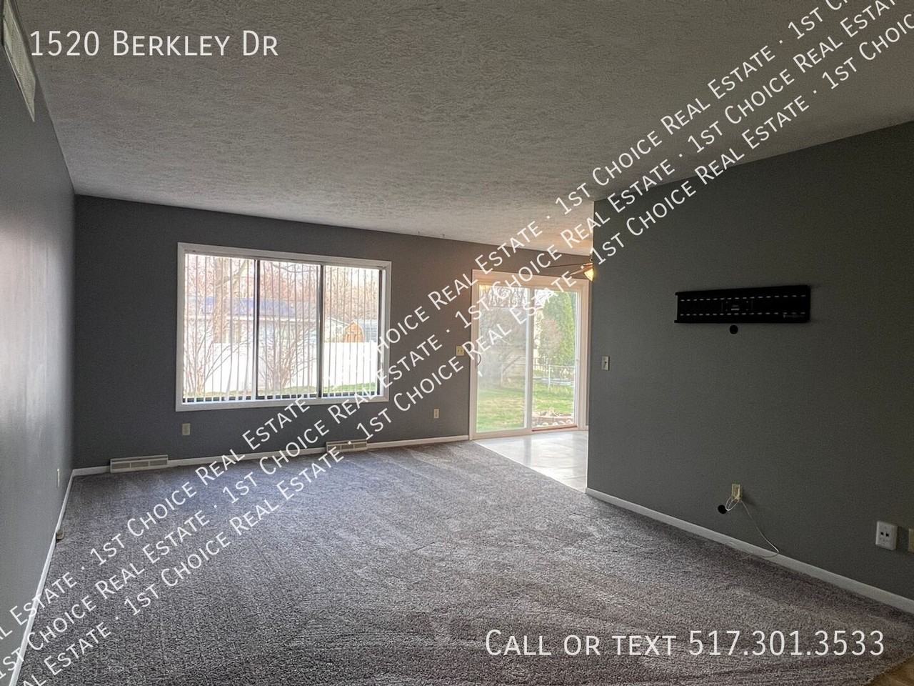1520 Berkley Dr - Photo 3 of 21