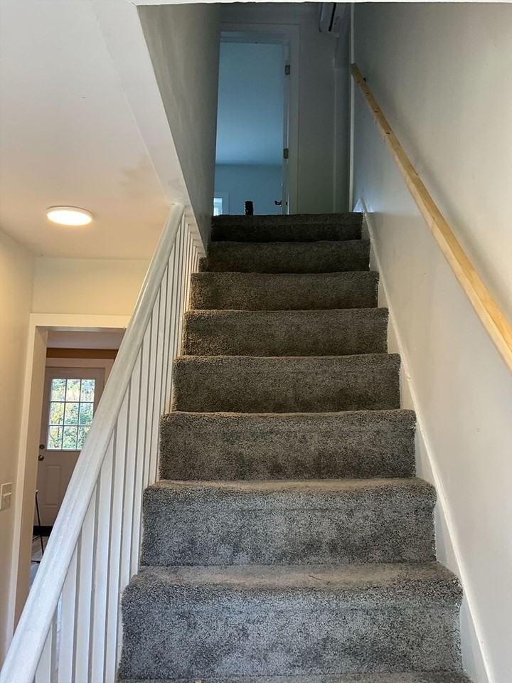 8 Woodland Ct #1 - Photo 6 of 22