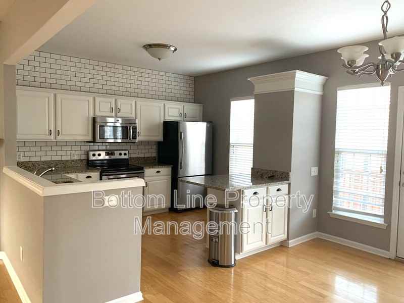 5500 Werburgh St - Photo 5 of 18