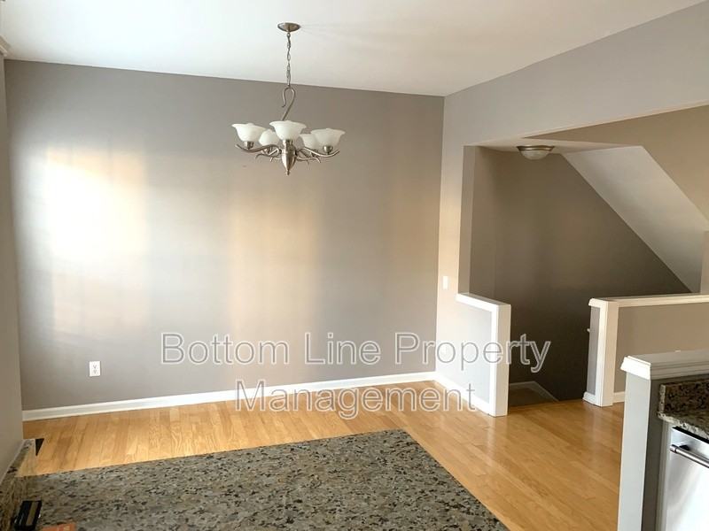 5500 Werburgh St - Photo 7 of 18
