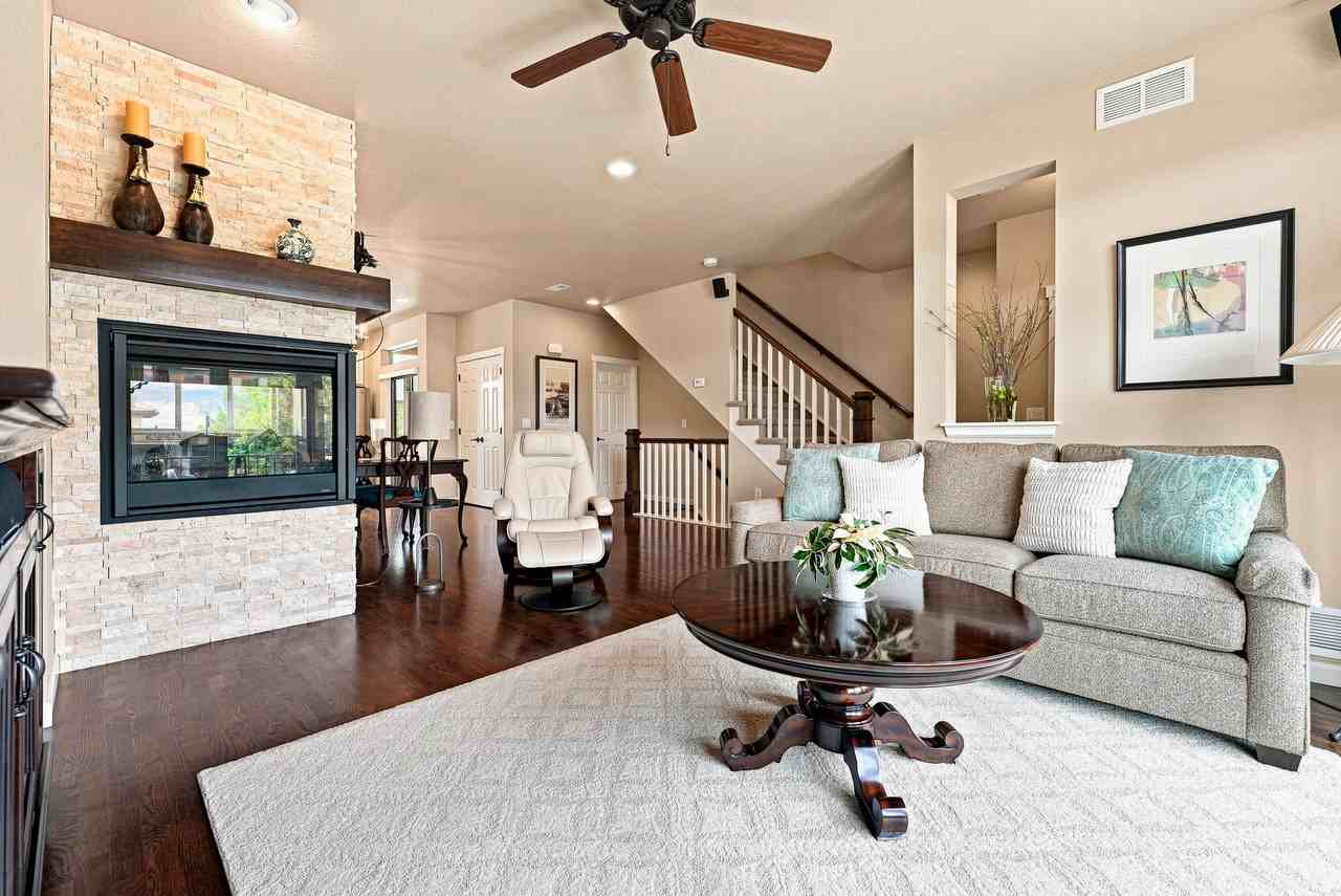 2519 S Orion St - Photo 6 of 27