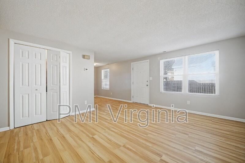 4509 Guam St - Photo 6 of 21