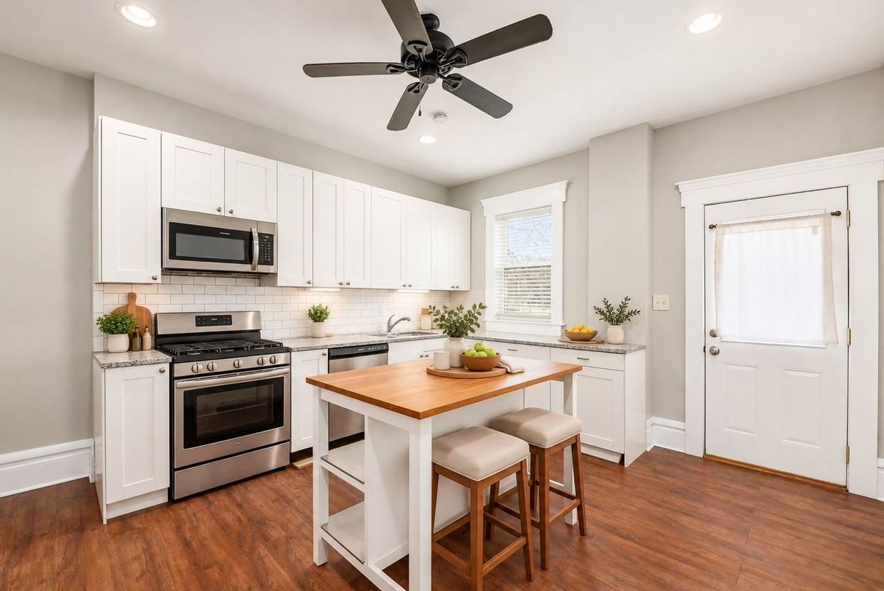 235 Miller Ave - Photo 3 of 11