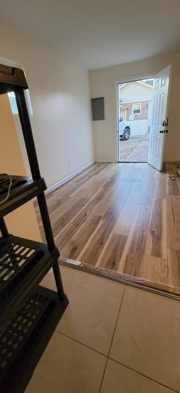 2205 W Adams St - Photo 7 of 25