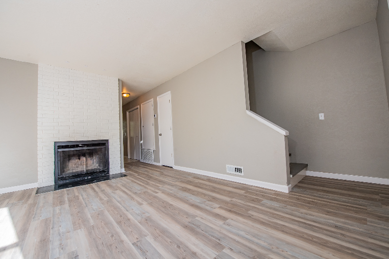 1968 N Ball Ave - Photo 2 of 16