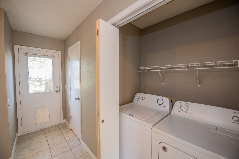 1968 N Ball Ave - Photo 5 of 16