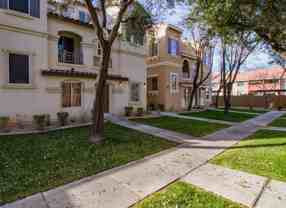 162 W Laurel Ct - Photo 1 of 1