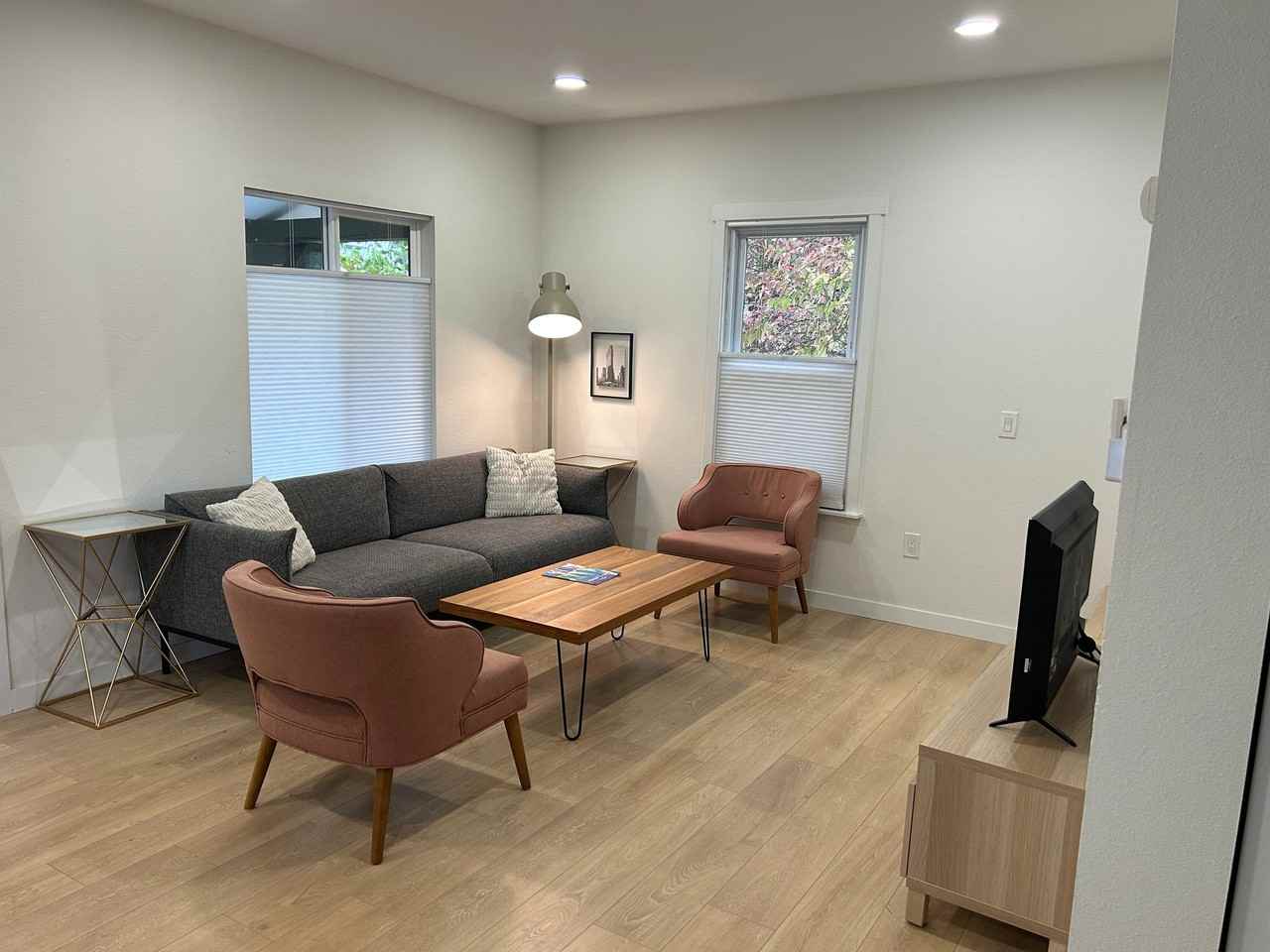 8416 Duncan Ave S - Photo 5 of 12