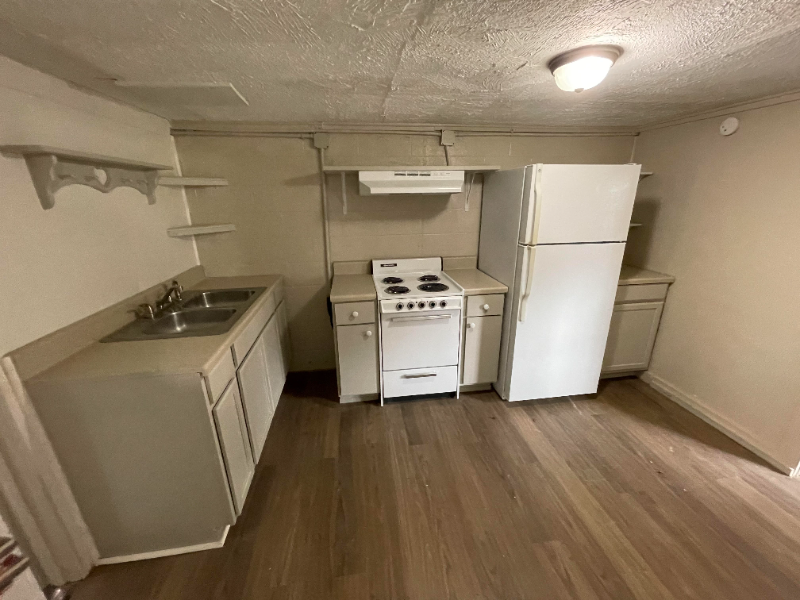 235 Blair Blvd - Photo 7 of 17