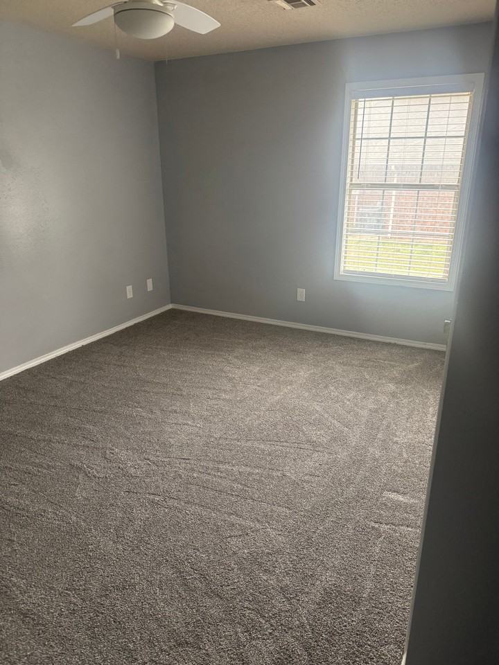 607 Methodist Ave #B - Photo 3 of 3