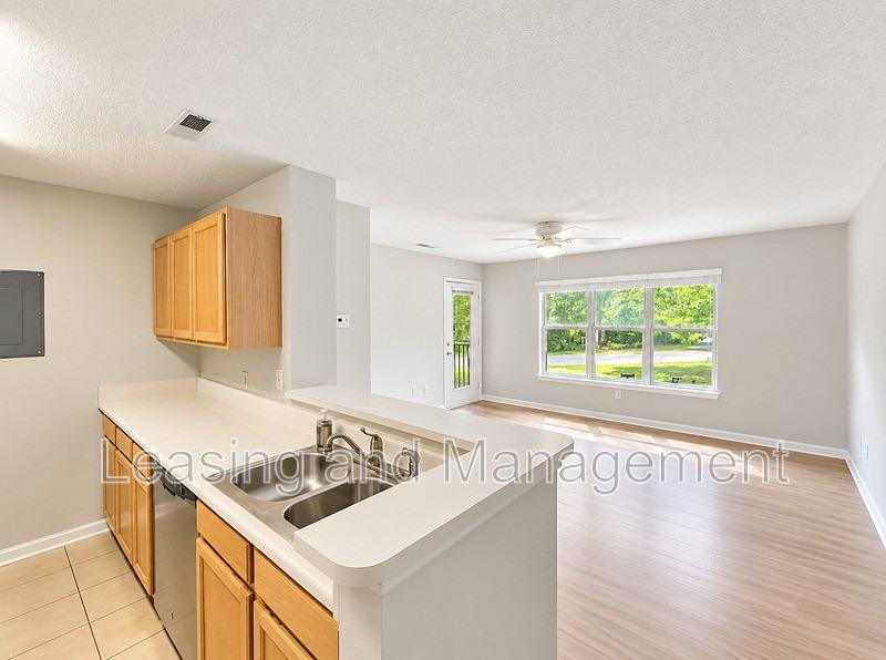 2011 N Hwy #1400P - Photo 4 of 19