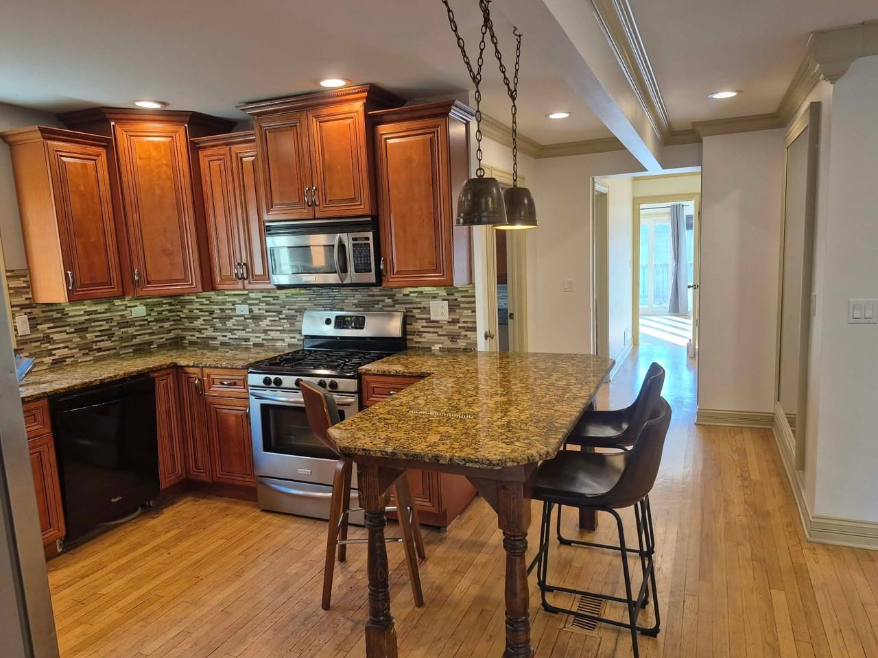 4138 N Parkside Ave #1stFL - Photo 7 of 15