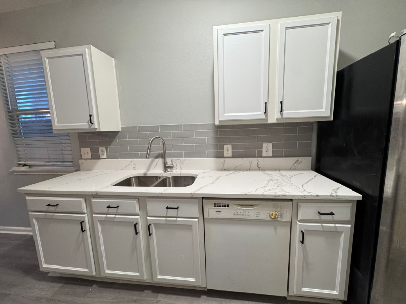 6427 Waldron Dr #A - Photo 6 of 20