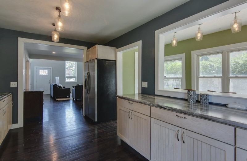 2208 5th St Ne - Photo 5 of 27