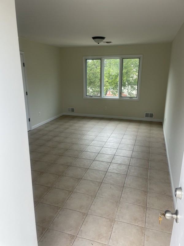 00 Prall Ave #2 - Photo 6 of 8