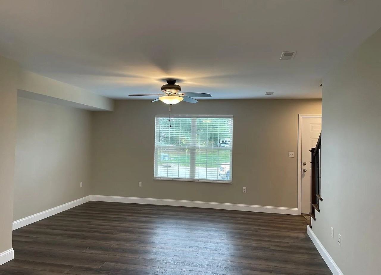 225 Bradford Ln #225 - Photo 4 of 10