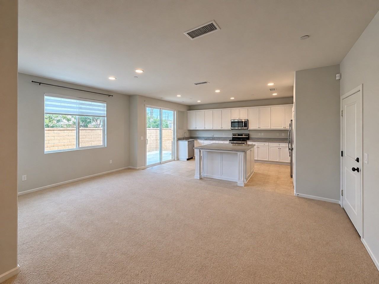 3802 S Oakville Ave - Photo 3 of 16