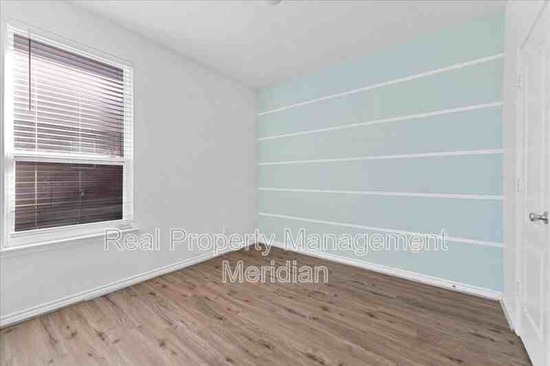 6309 Maritime St - Photo 2 of 20