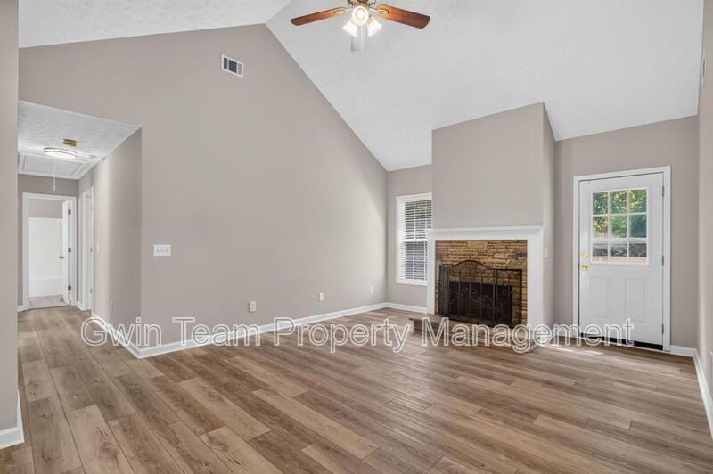 4025 Hemingway Dr - Photo 6 of 32