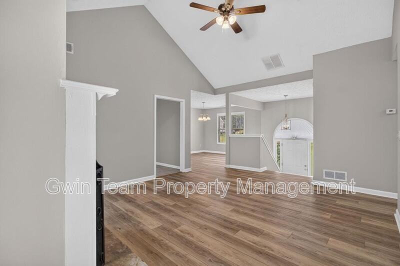 4025 Hemingway Dr - Photo 7 of 32