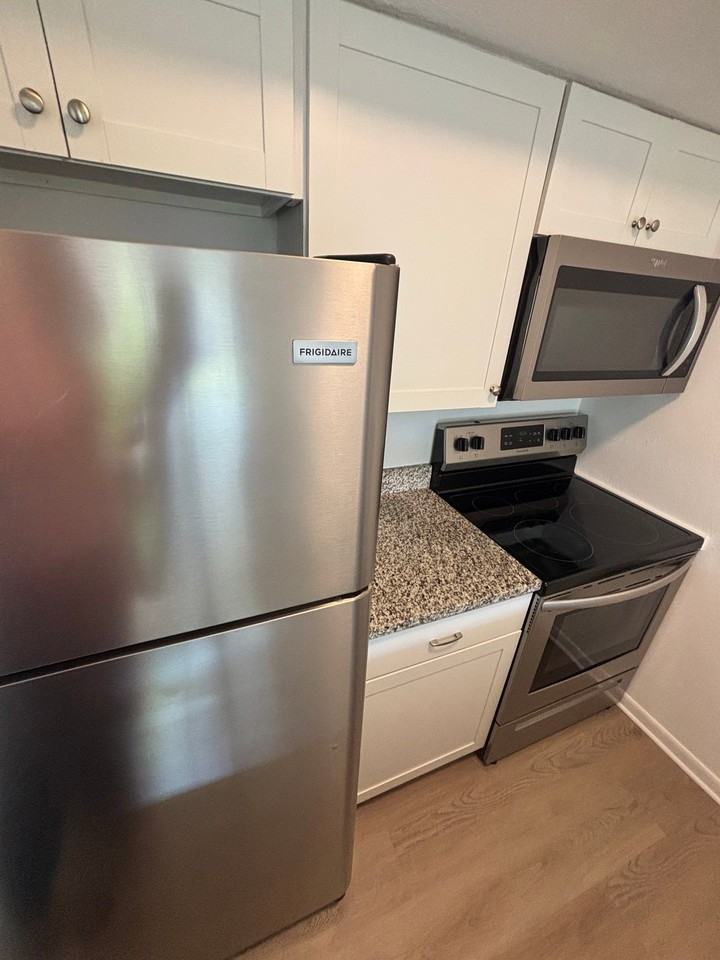 844 Nw Fork Rd - Photo 3 of 21