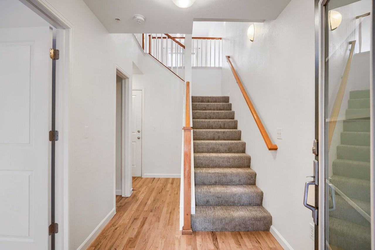 426 S Reed Ct - Photo 7 of 20