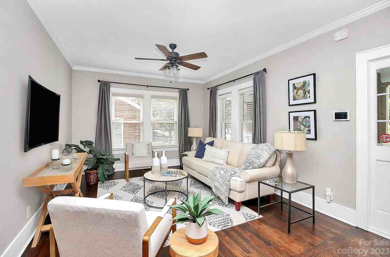 1920 Woodcrest Ave - Photo 3 of 20
