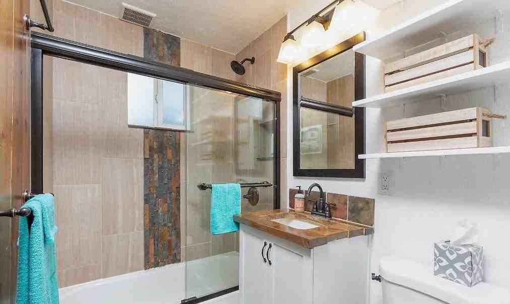 432 Eyak Dr #A - Photo 7 of 11