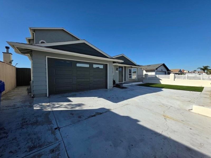 1198 Danober Dr - Photo 2 of 9